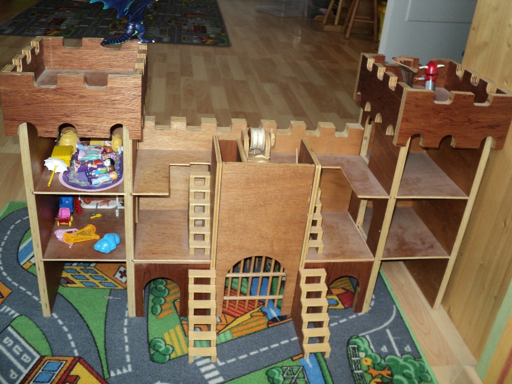 Château fort en bois - jouet-en-bois