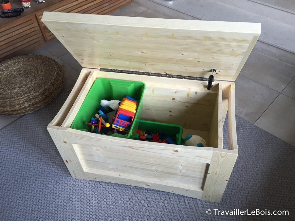 Fabrication d'un coffre à jouets en bois