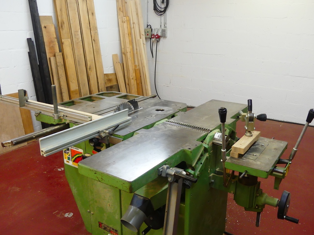 Porte-outils Lurem, maintenir les outils sur les machines à bois